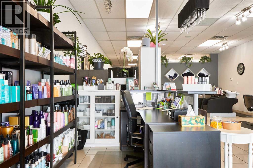 
          1299 Trans Canada Way Southeast
            <br/>
            <span>Medicine Hat</span>
            , 
            <span>AB</span>
             <span>T1B1H9</span>
         - Photo 7