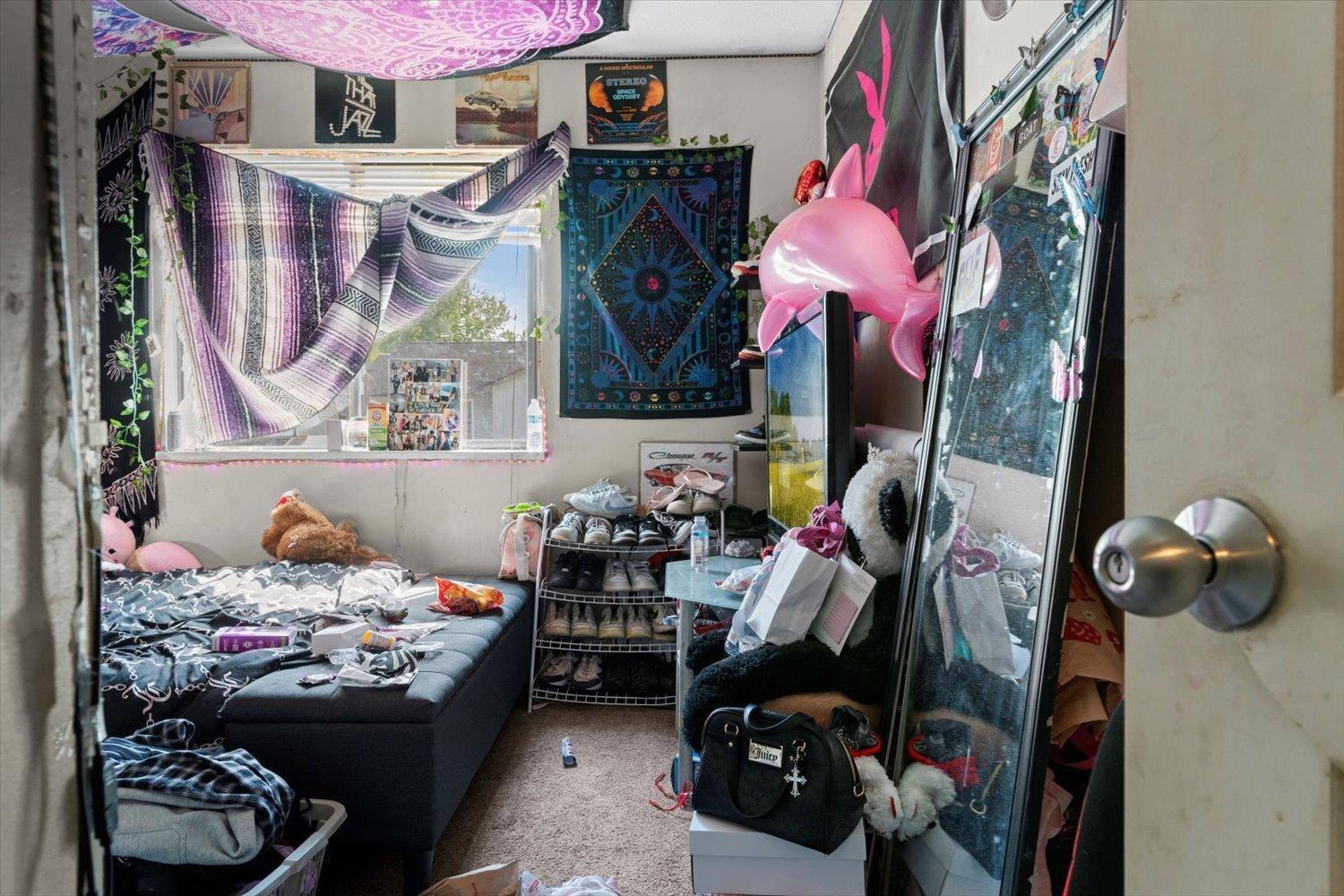 8547 MCCUTCHEON AVENUE, Chilliwack Proper South, Chilliwack