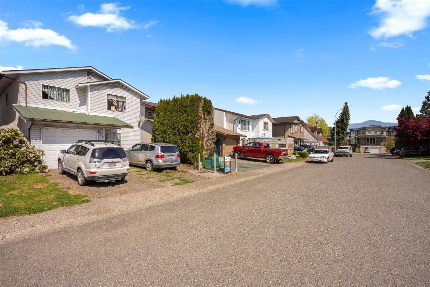 8547 MCCUTCHEON AVENUE, Chilliwack Proper South - Photo 3 of 25, Chilliwack, British Columbia