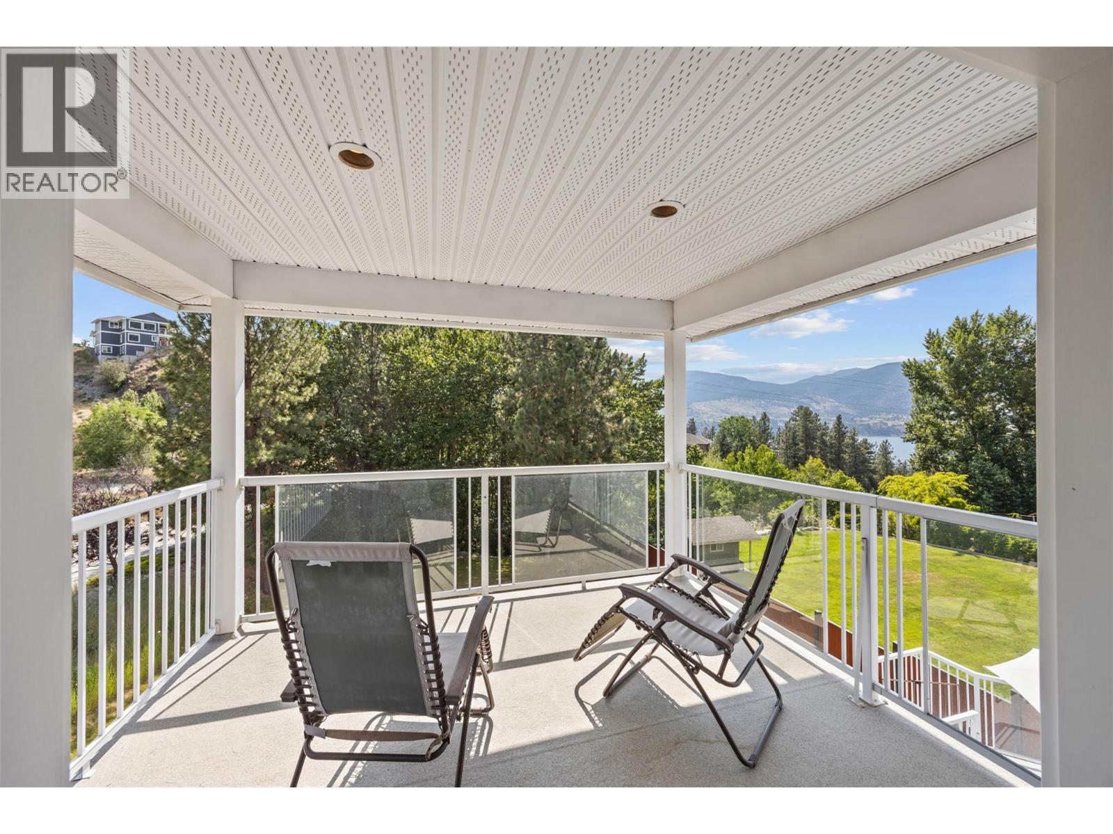 240 Heritage Boulevard, Okanagan Falls