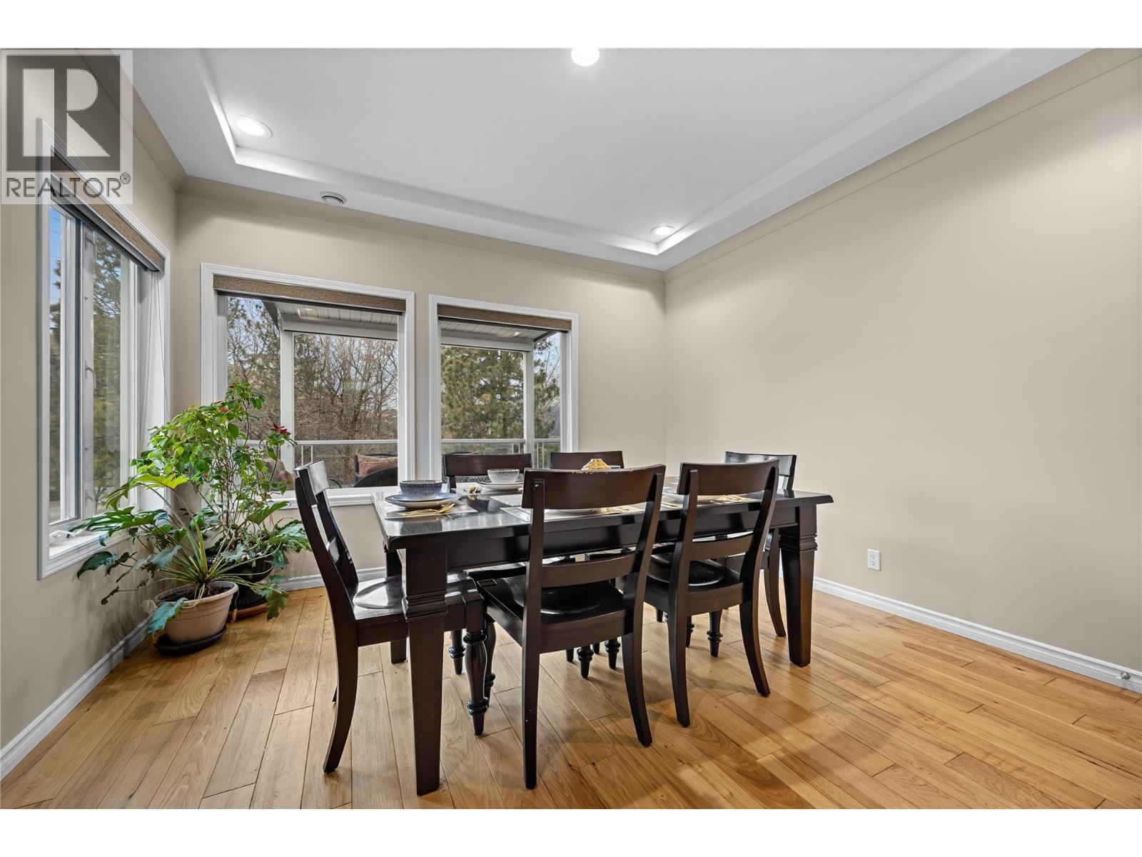 240 Heritage Boulevard - 8