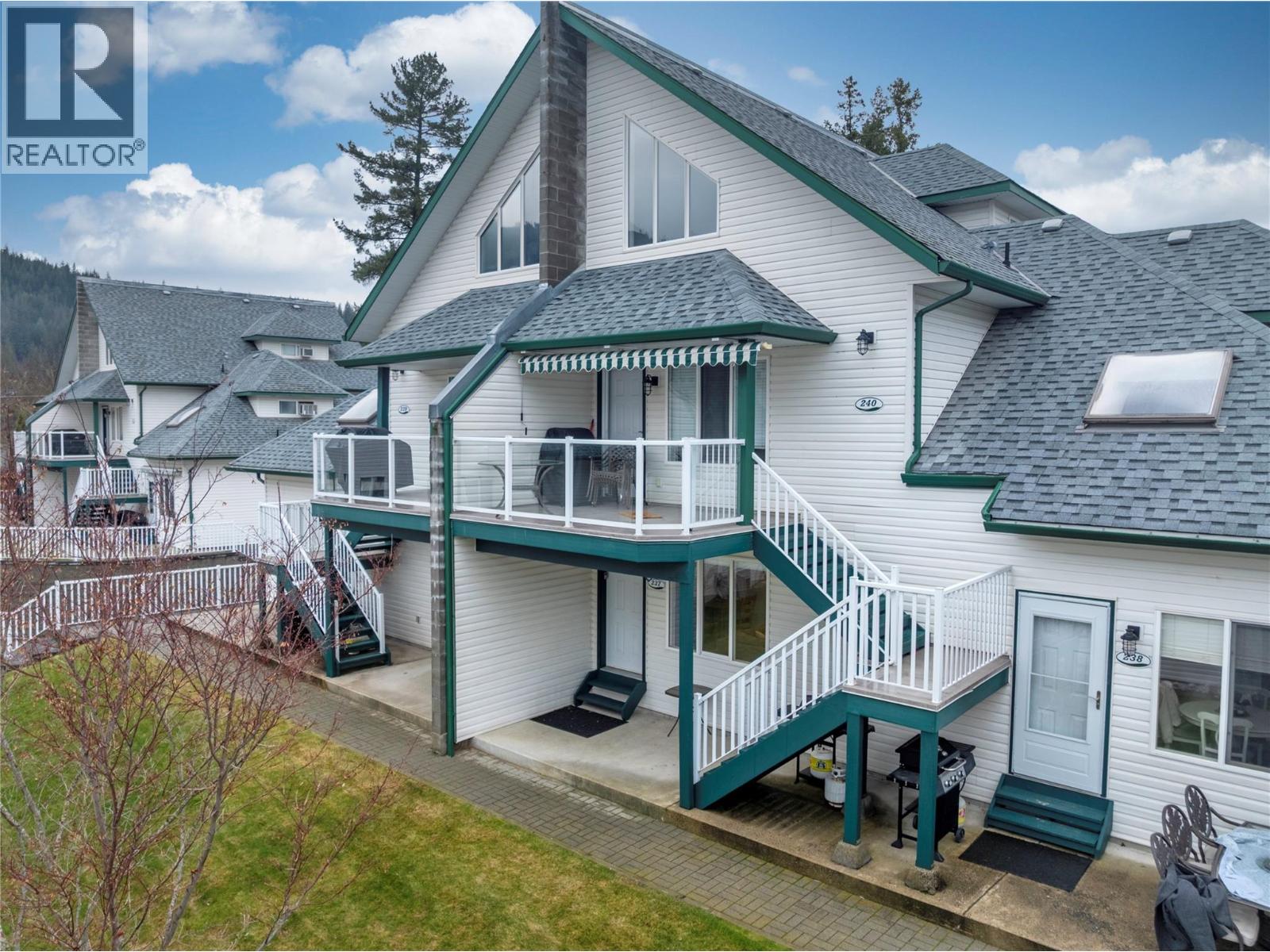 213 White Pine Crescent Unit# 237, Sicamous