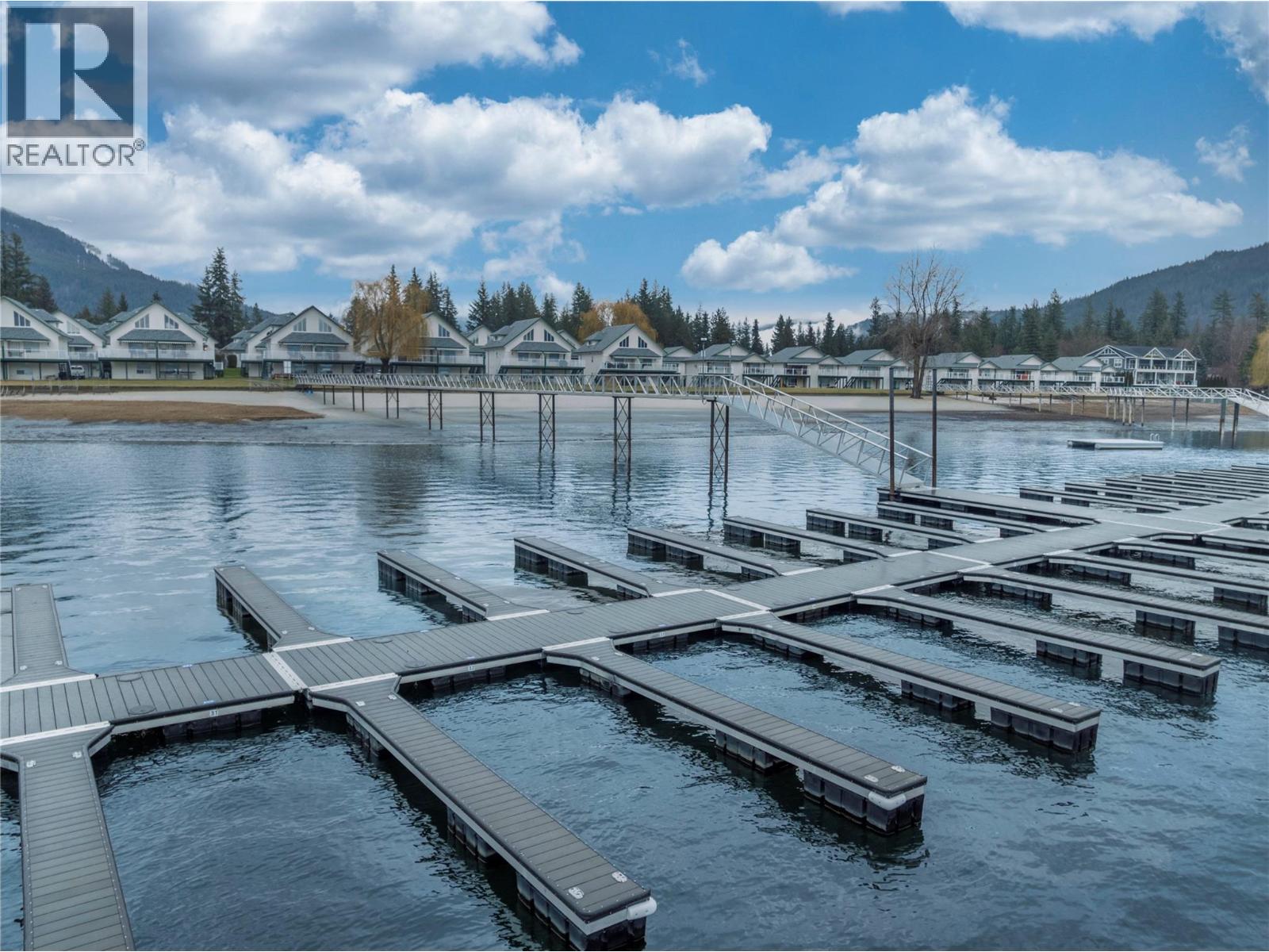 213 White Pine Crescent Unit# 237, Sicamous