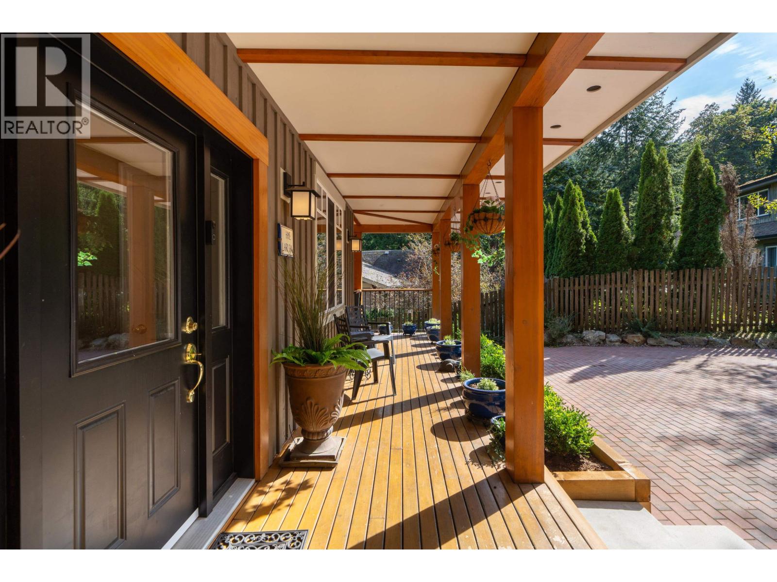 947 VILLAGE DRIVE, Bowen Island