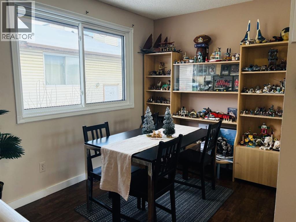 Single Family House Bi-level for Sale in    Street SE Forest Lawn Calgary 
