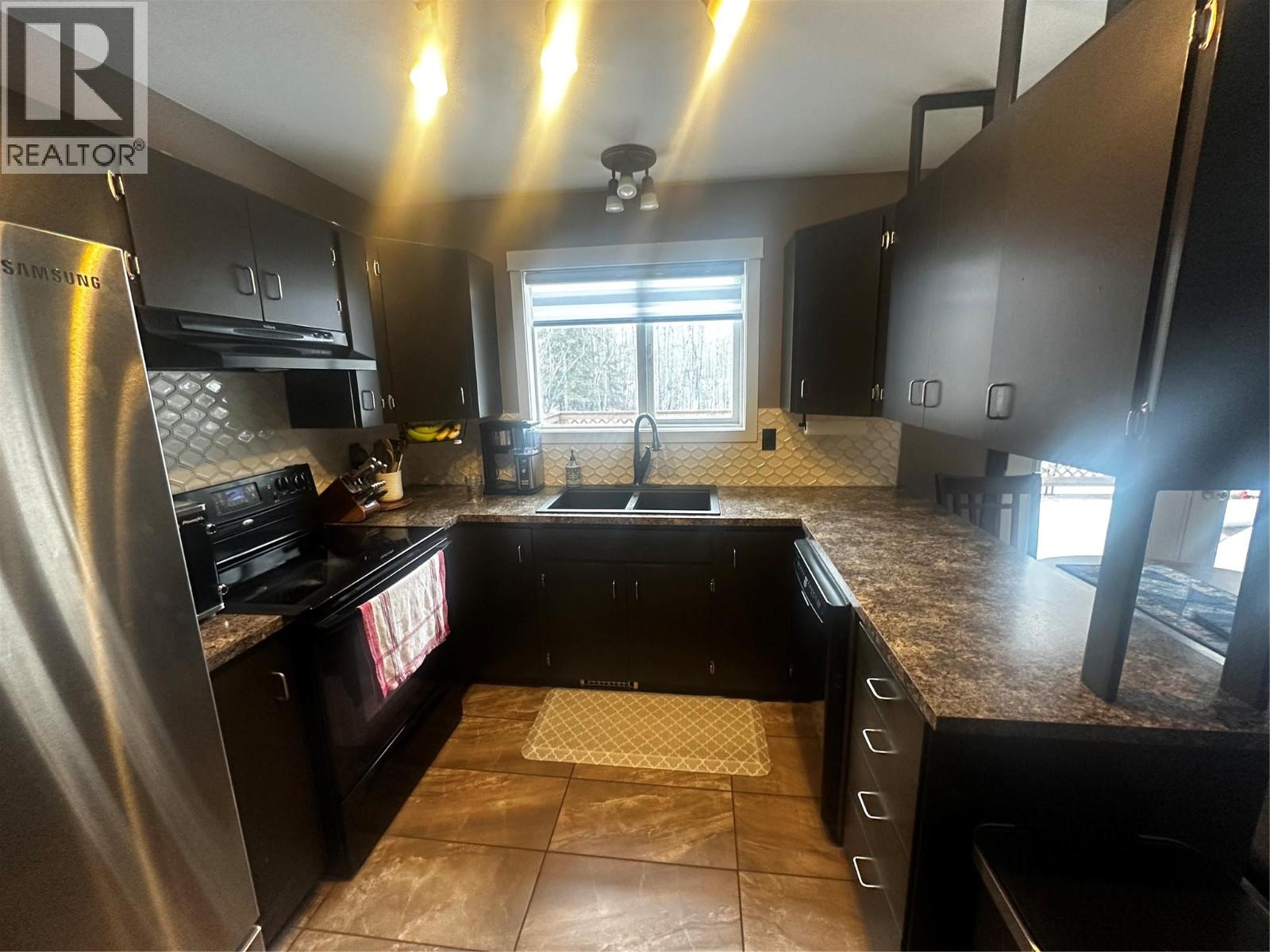 4557 Veterans Way, Chetwynd