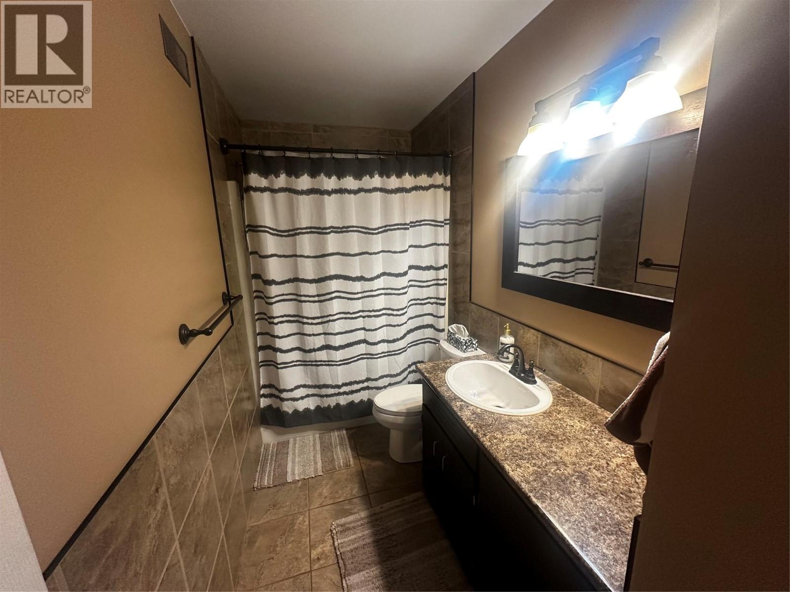 4557 Veterans Way, Chetwynd