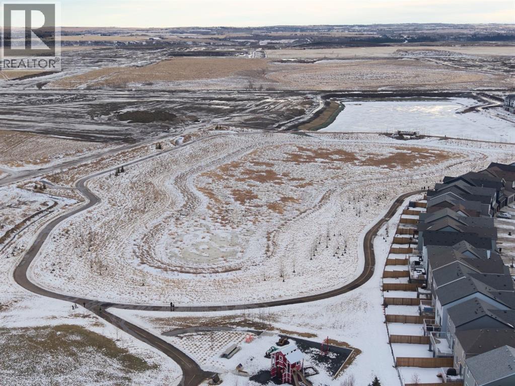 Single Family House 4 Level for Sale in  Rangeview Drive SE Rangeview Calgary 