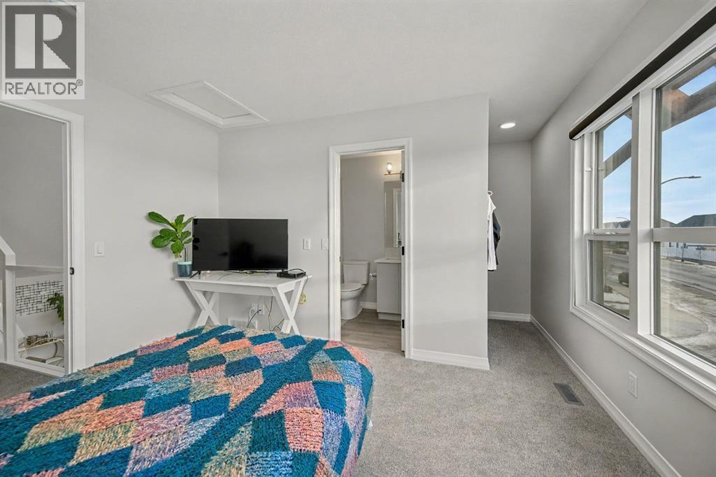 Single Family House 4 Level for Sale in  Rangeview Drive SE Rangeview Calgary 