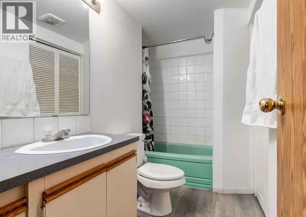 Multi-family House Bi-level for Sale in  &  A Street SE Ogden Calgary 