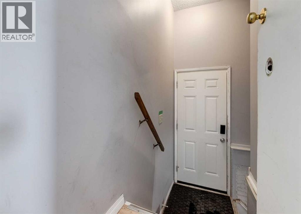 Multi-family House Bi-level for Sale in  &  A Street SE Ogden Calgary 