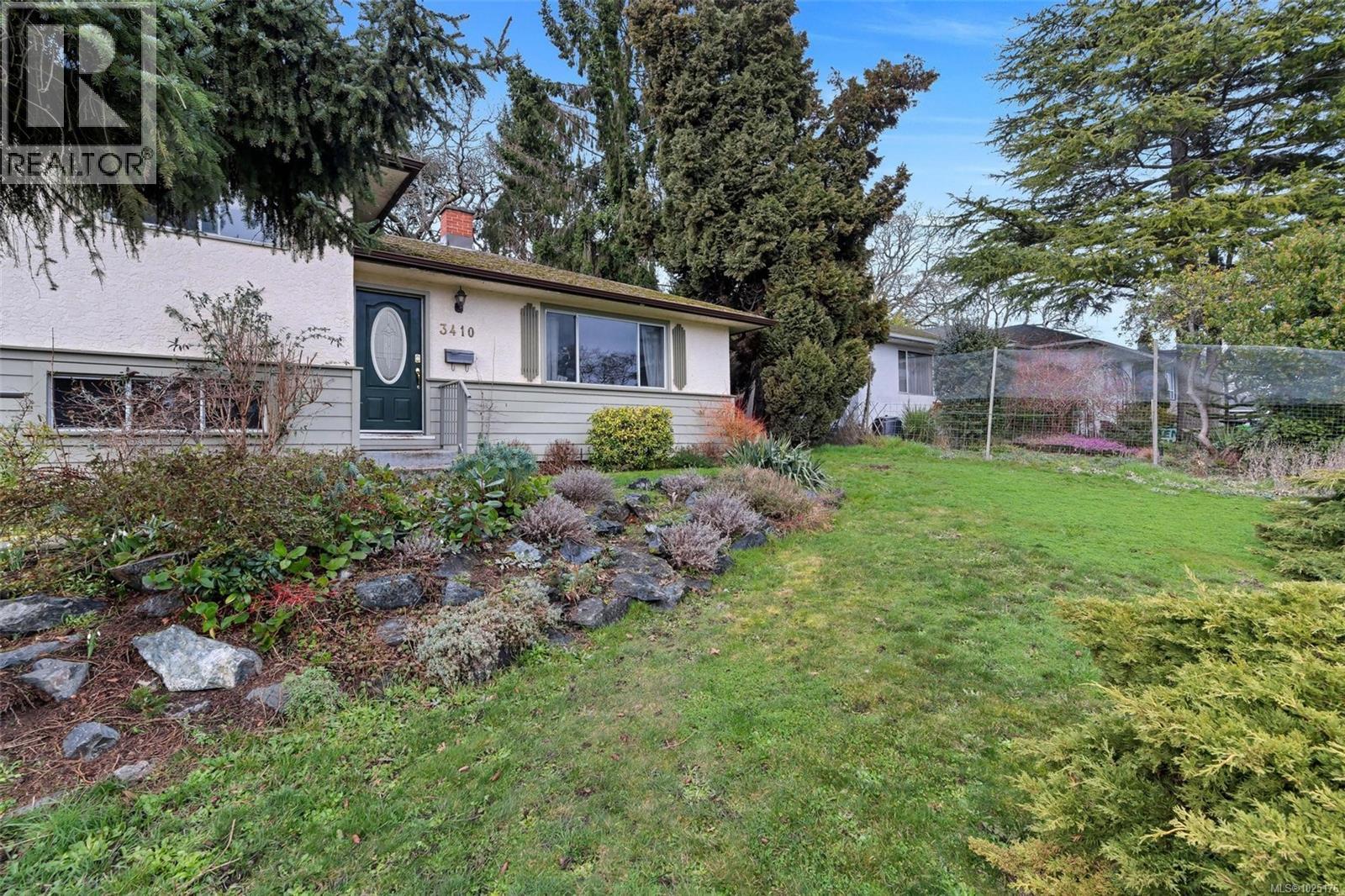  3410 Browning Street, Saanich