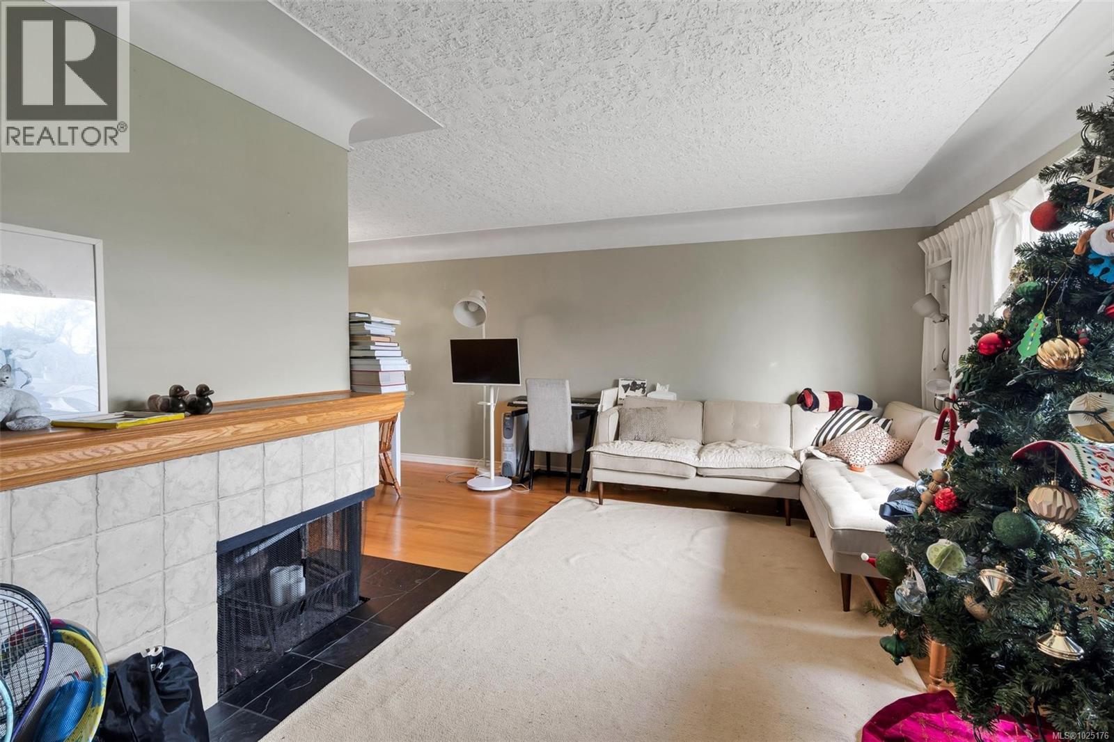  3410 Browning Street, Saanich