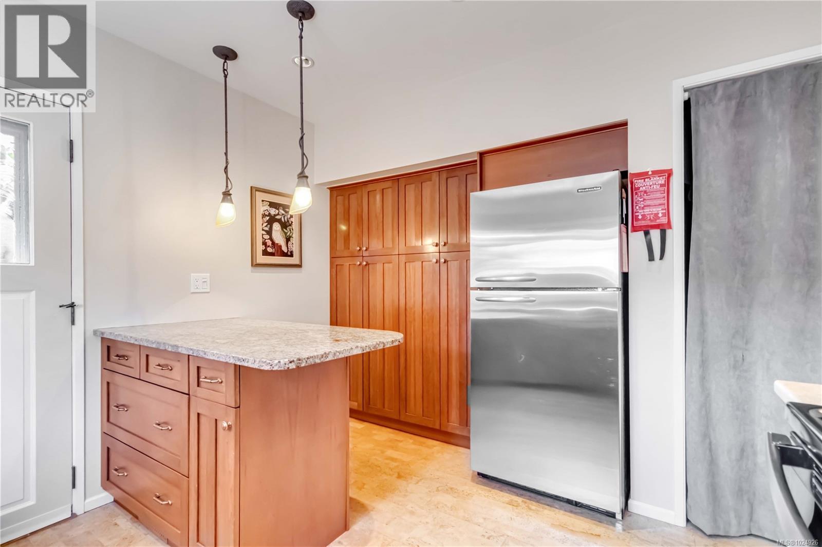  1727 Lillian Road, Victoria