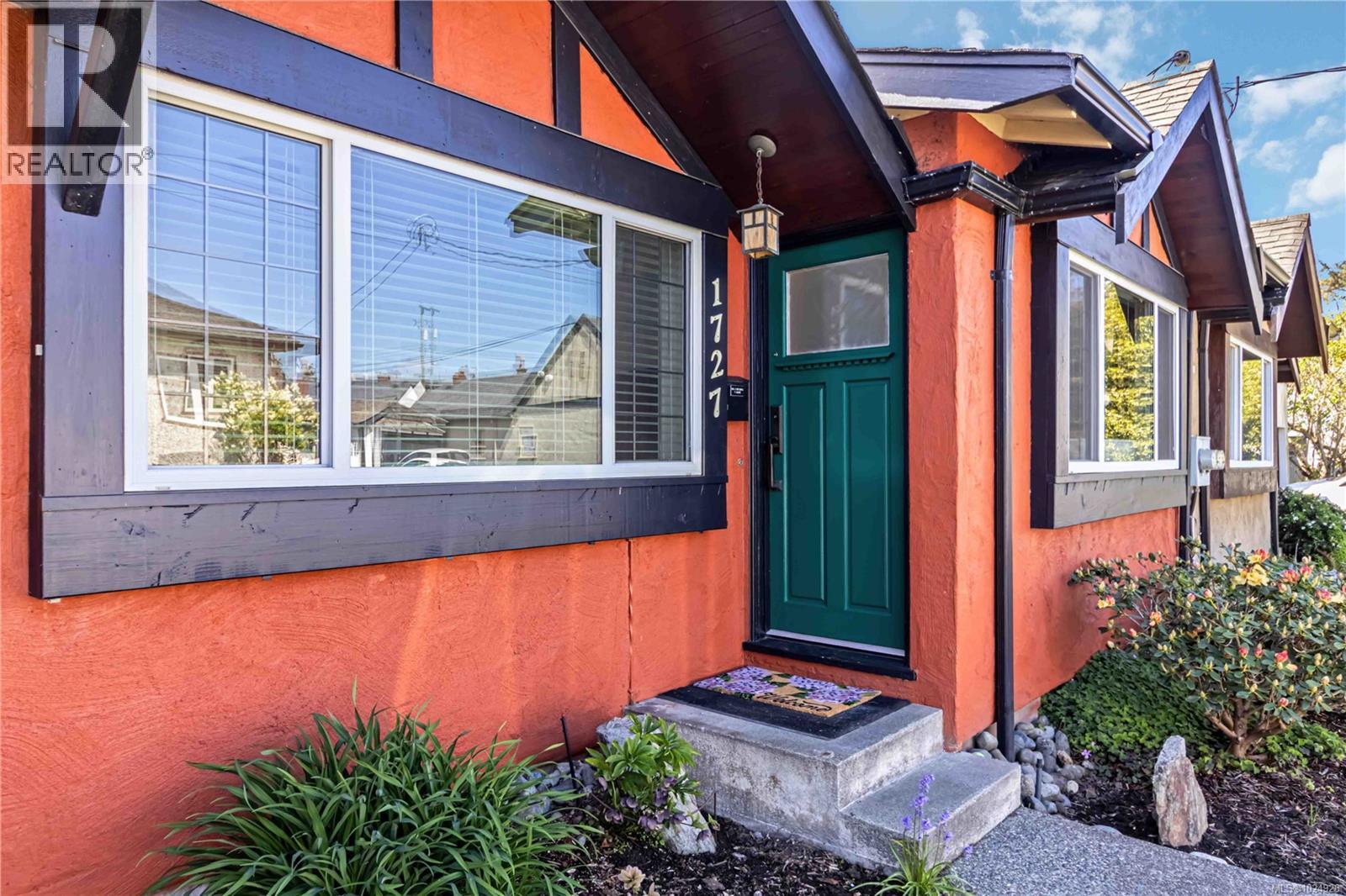  1727 Lillian Road, Victoria