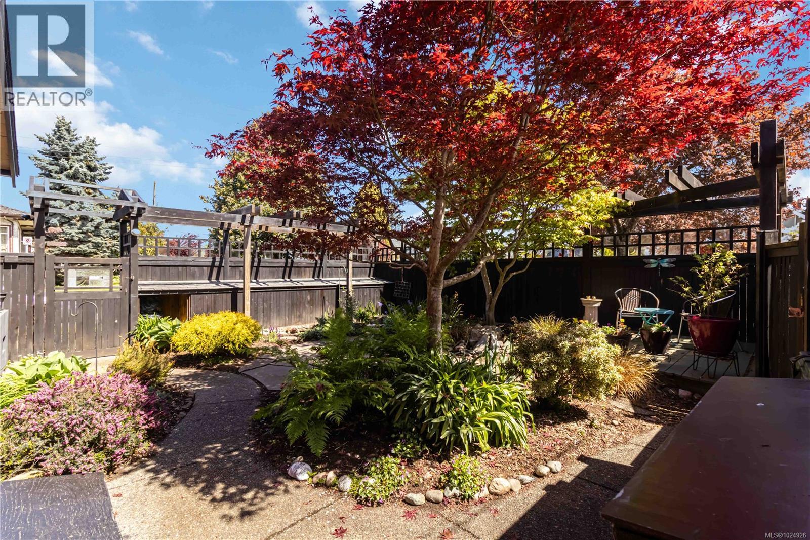  1727 Lillian Road, Victoria