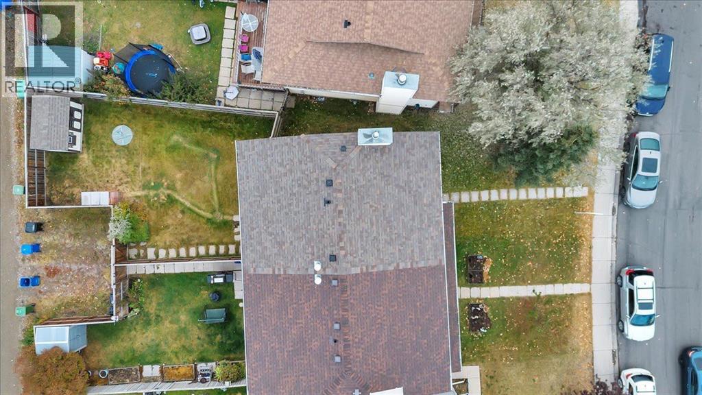 Single Family House for Sale in  Falsby Place NE Falconridge Calgary 