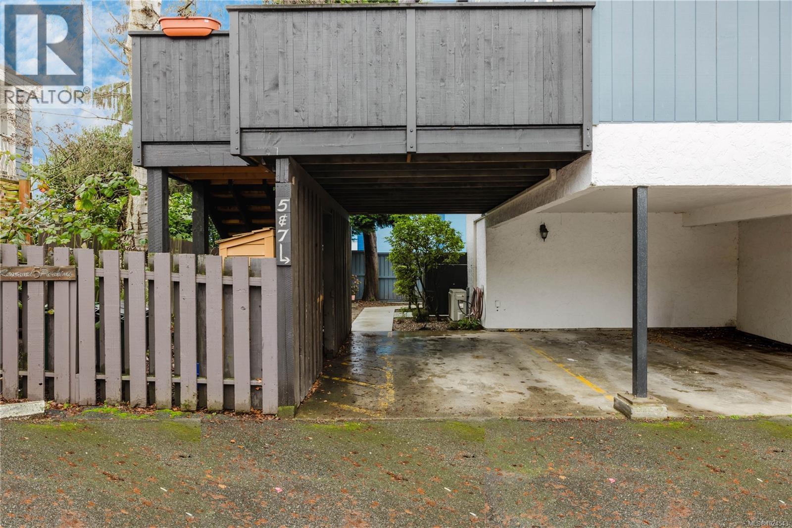 7 505 Dalton Street, Victoria