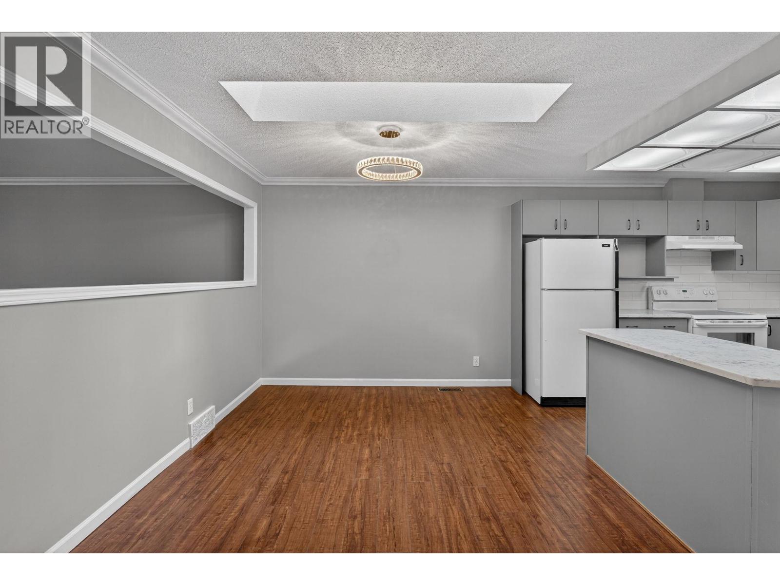 205 Gerstmar Road Unit# 3, Kelowna