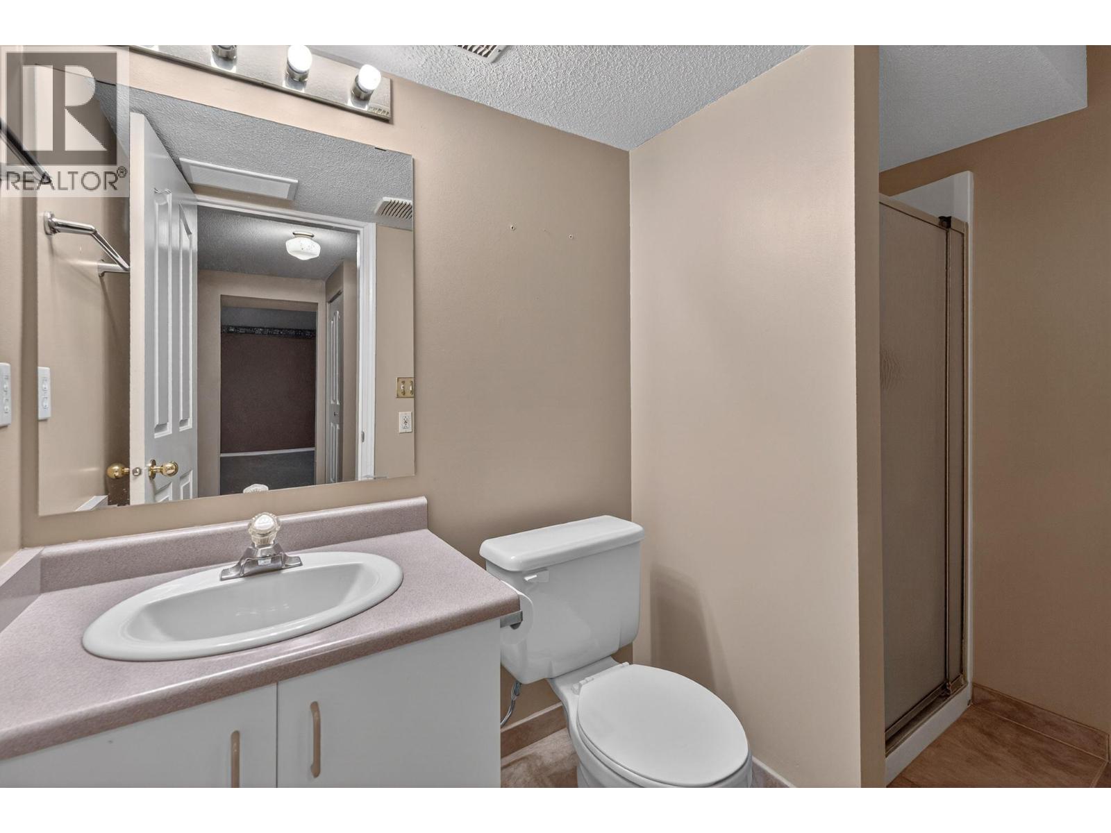 205 Gerstmar Road Unit# 3, Kelowna