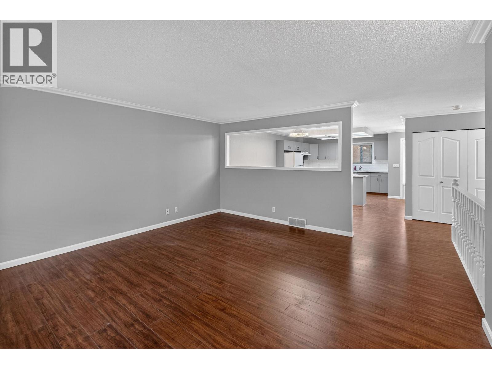 205 Gerstmar Road Unit# 3, Kelowna