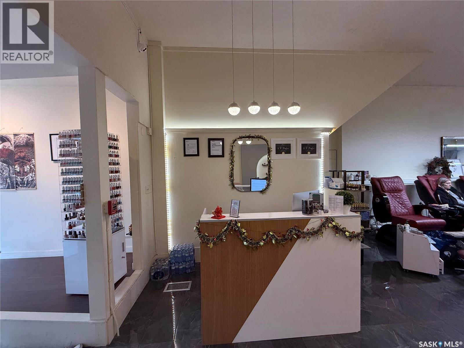 155 2nd AVENUE S - Photo 3 of 10, Saskatoon, Saskatchewan