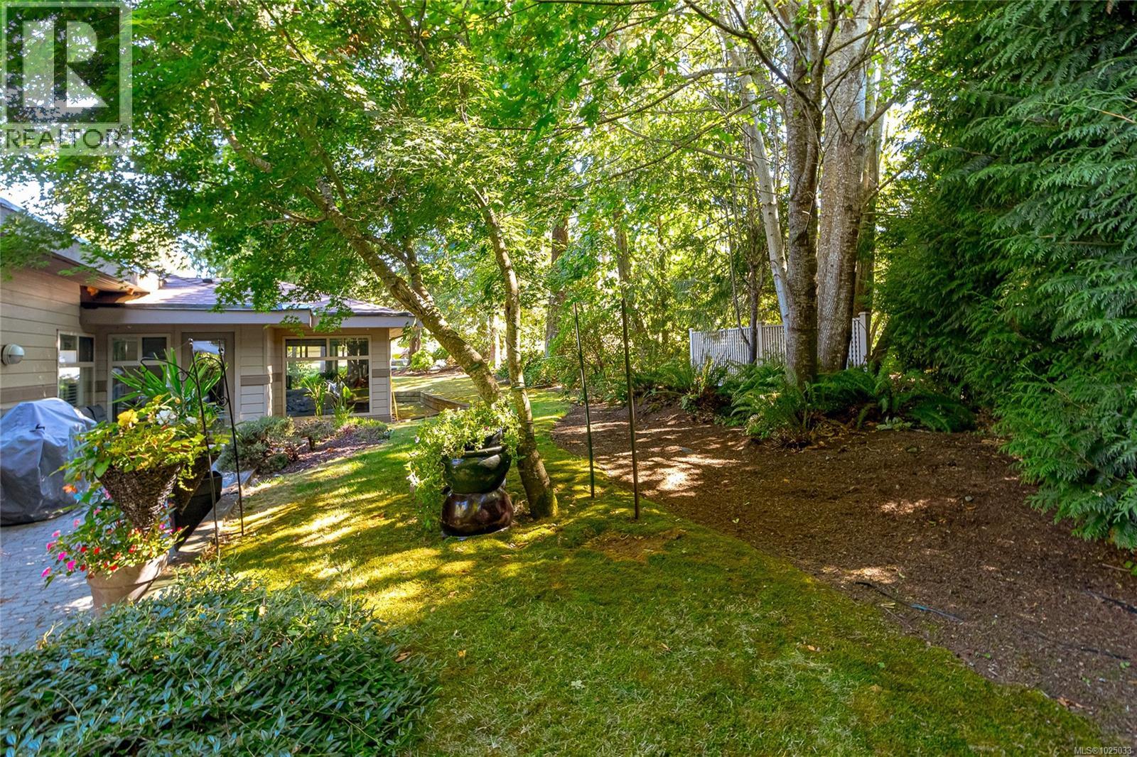 1283 Roberton Blvd, Parksville