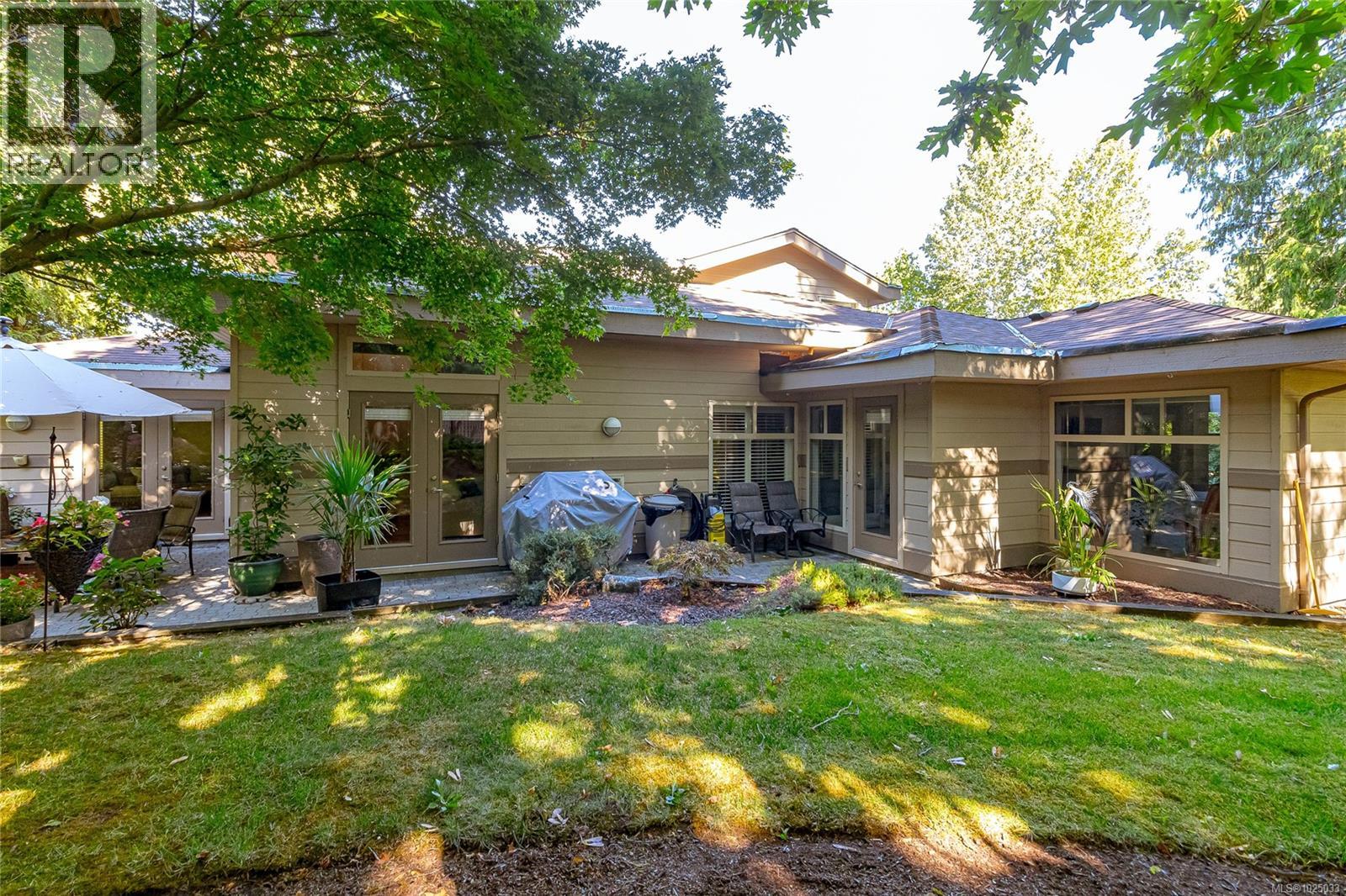 1283 Roberton Blvd, Parksville