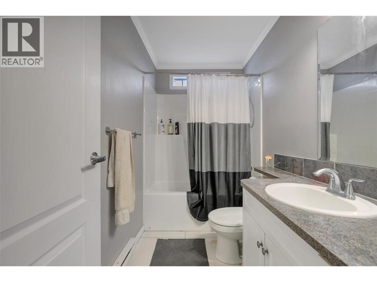 1774 Alec Crescent, Westbank