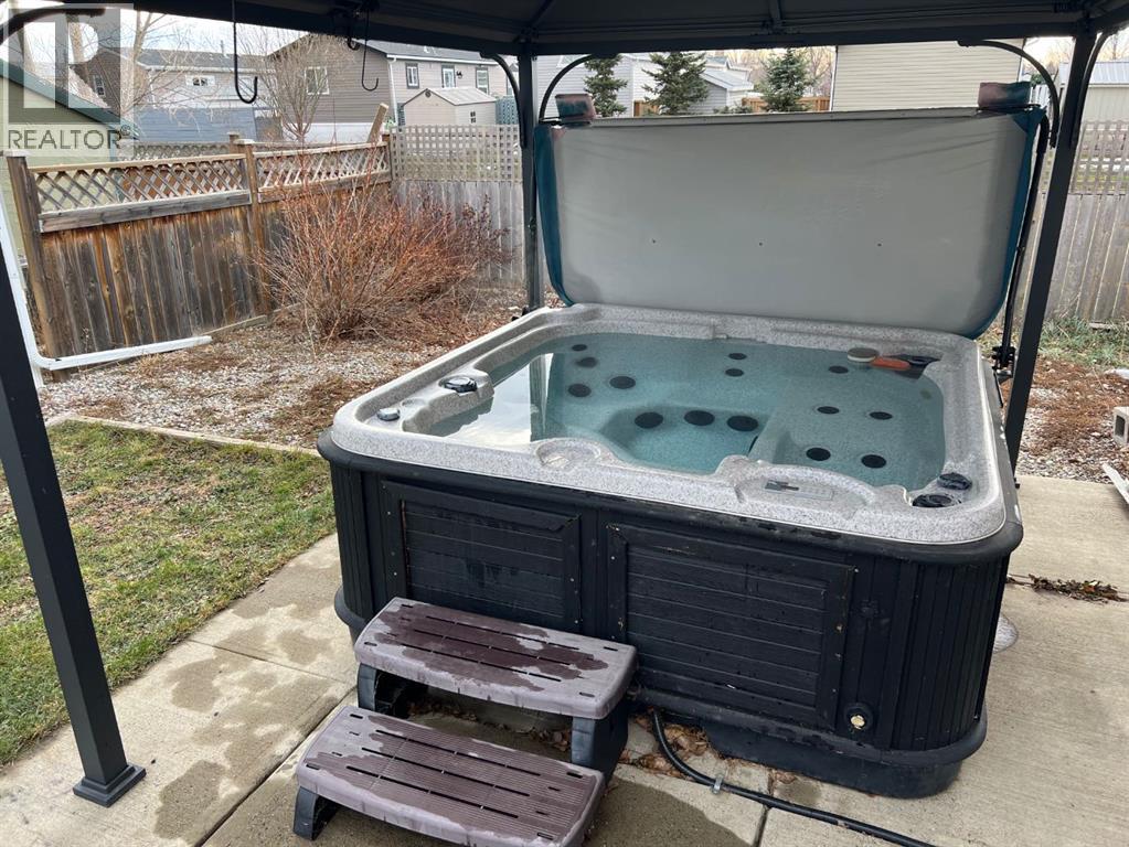 
          307 Spurline Avenue
            <br/>
            <span>Coaldale</span>
            , 
            <span>AB</span>
             <span>T1M0B1</span>
         - Photo 30