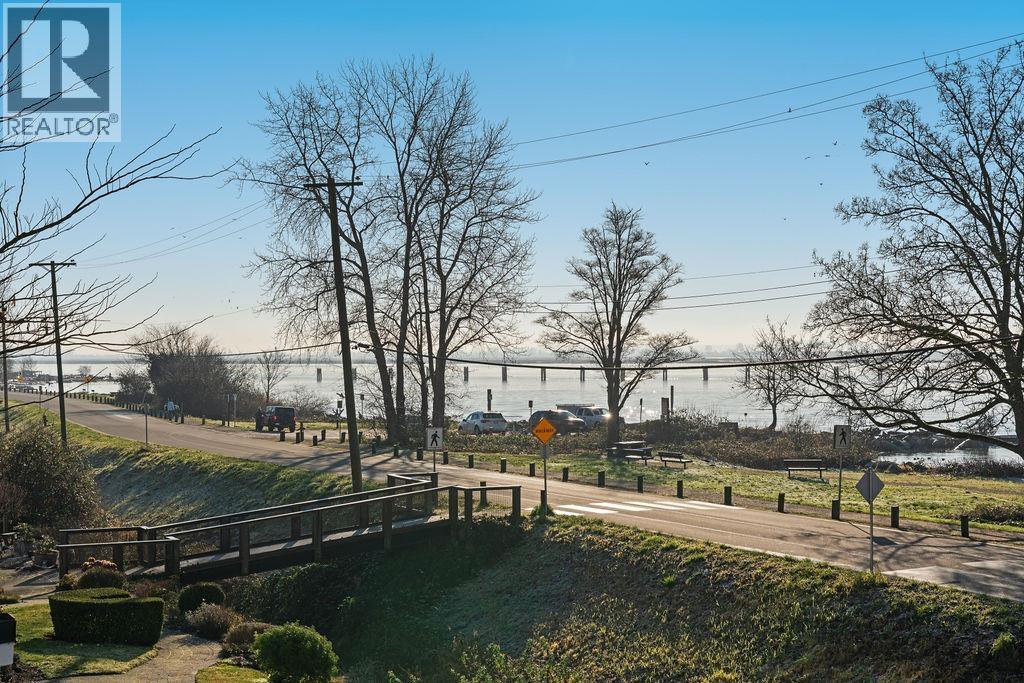 202 13251 PRINCESS STREET, Richmond