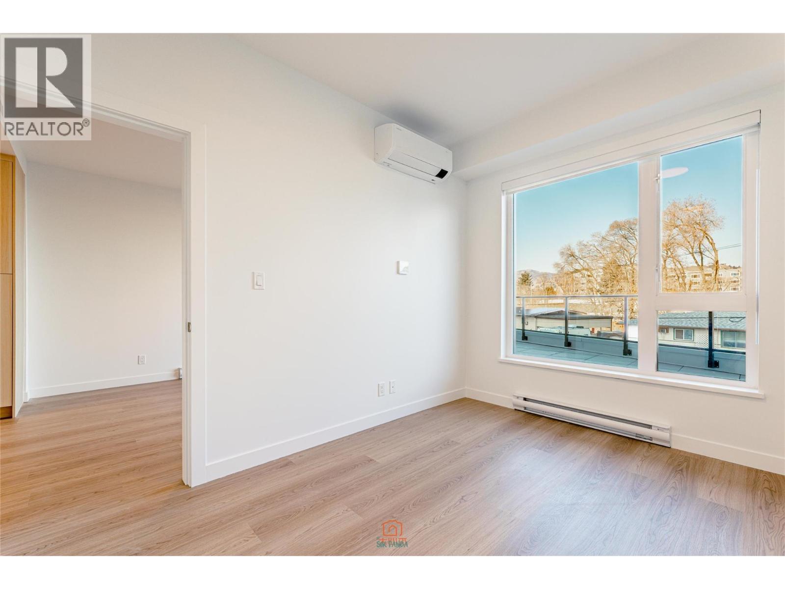 217 1350 Pridham Avenue, Kelowna