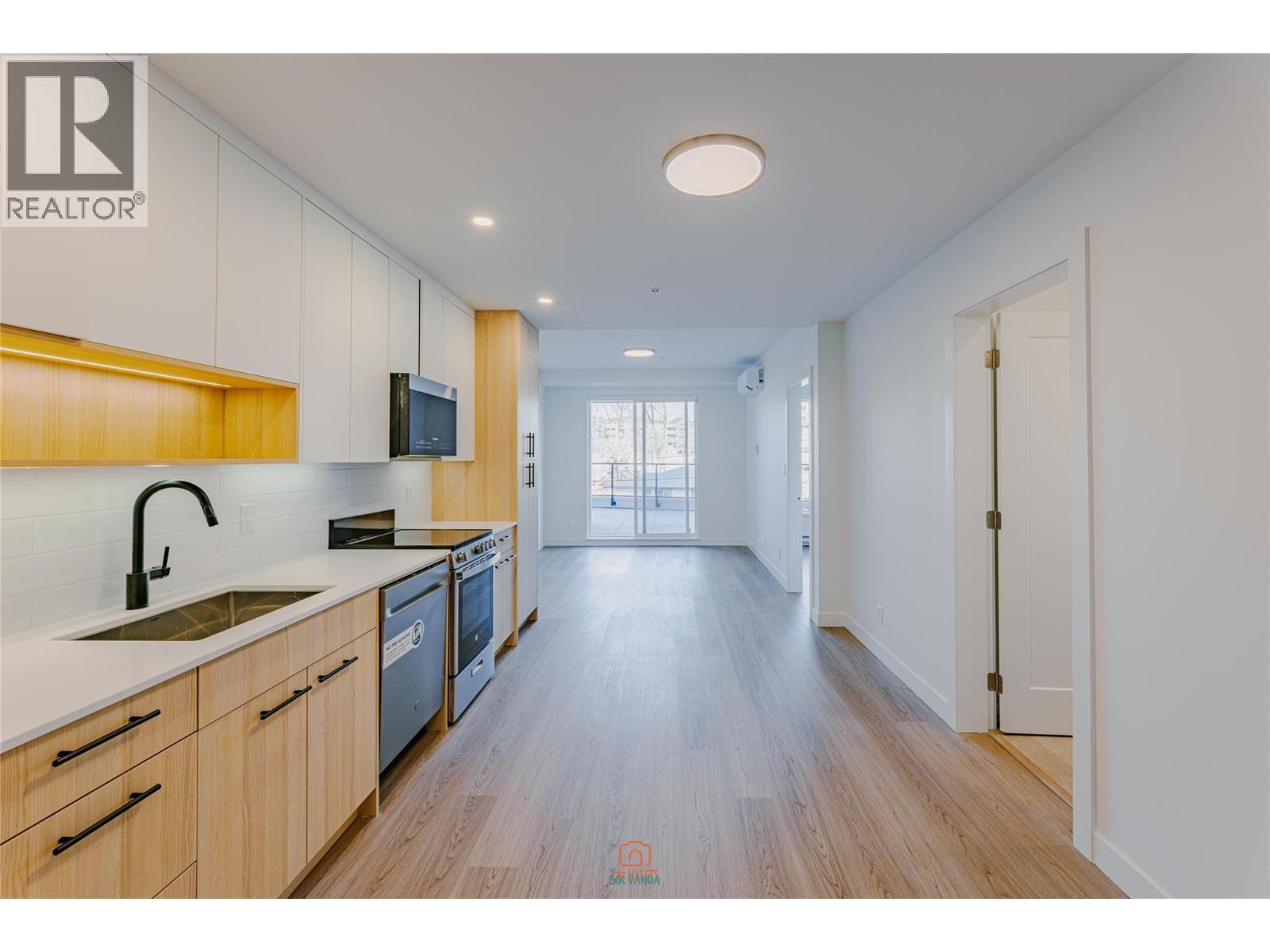 217 1350 Pridham Avenue, Kelowna