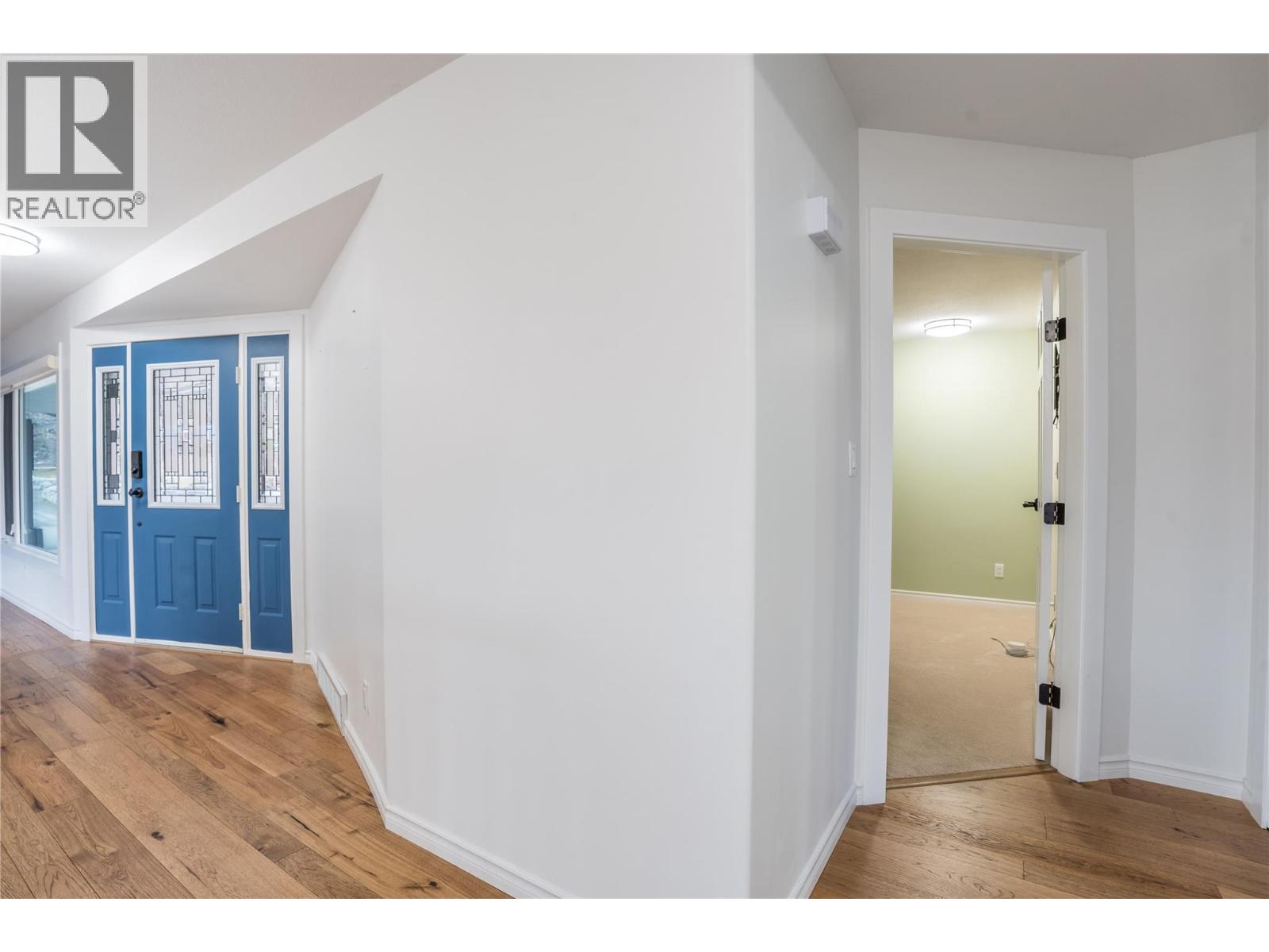  6318 Faircrest Street, Summerland