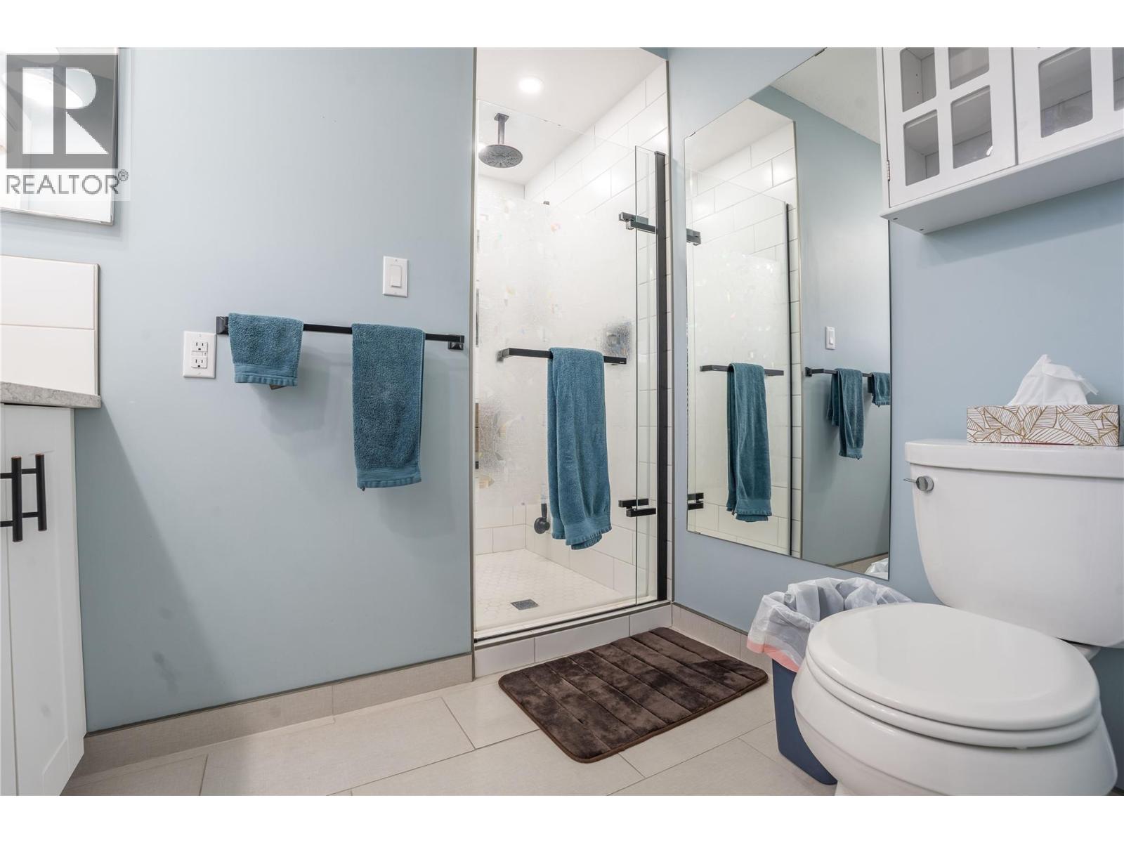  6318 Faircrest Street, Summerland