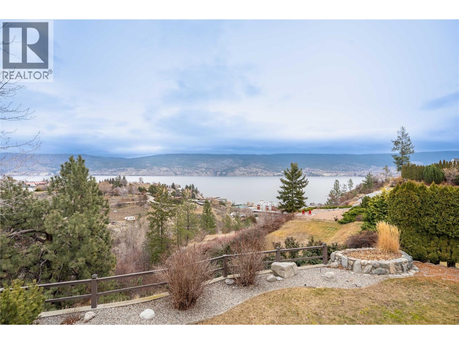  6318 Faircrest Street, Summerland