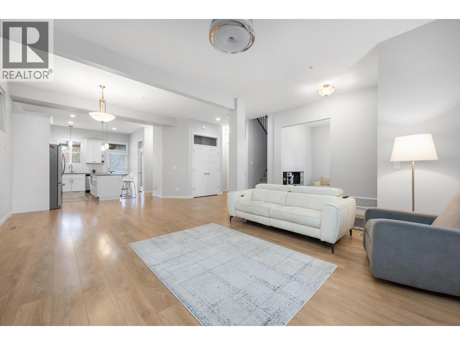 24375 112 Avenue - photo 2