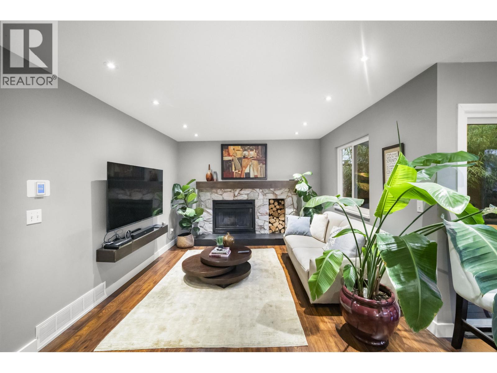 287 SANTIAGO STREET, Coquitlam