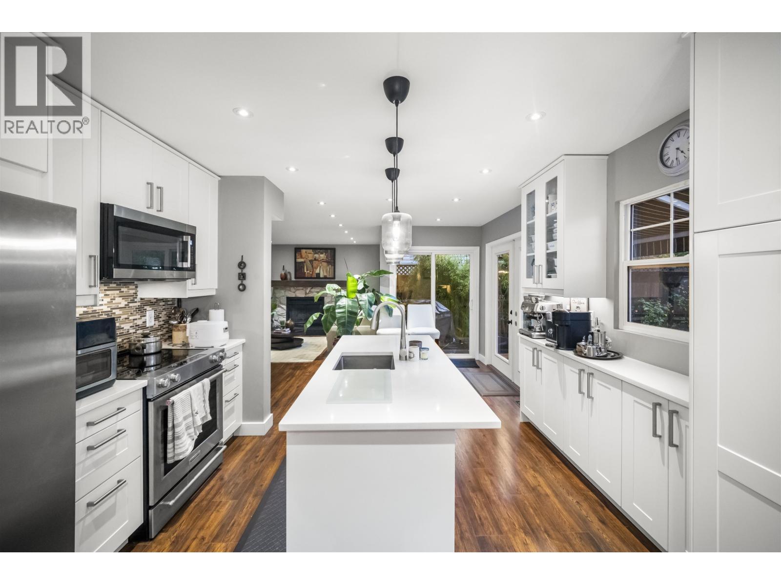 287 SANTIAGO STREET, Coquitlam