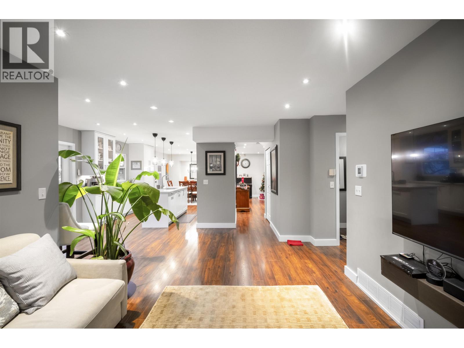 287 SANTIAGO STREET, Coquitlam