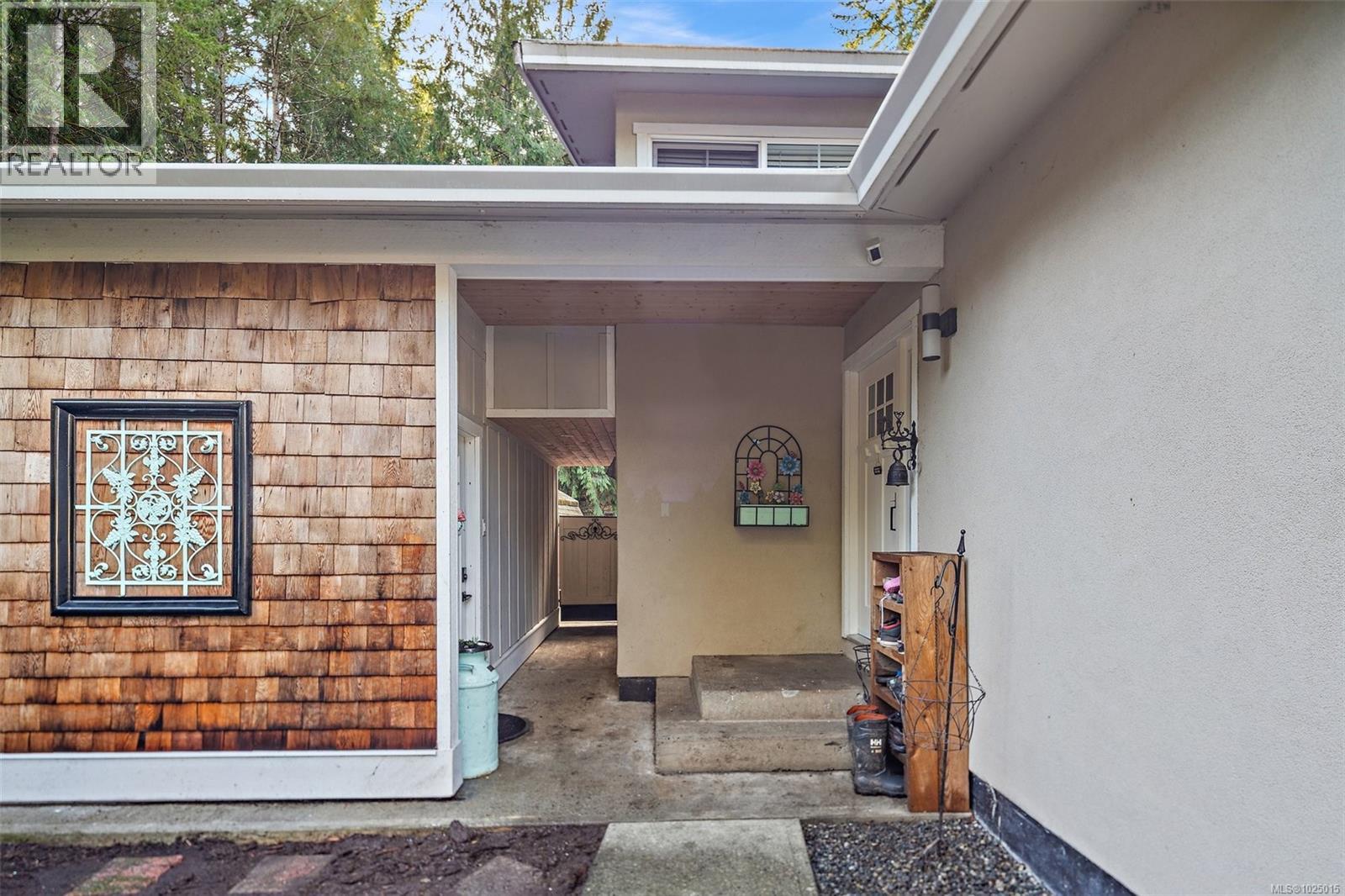 1116 Cheeke Rd, Cobble Hill