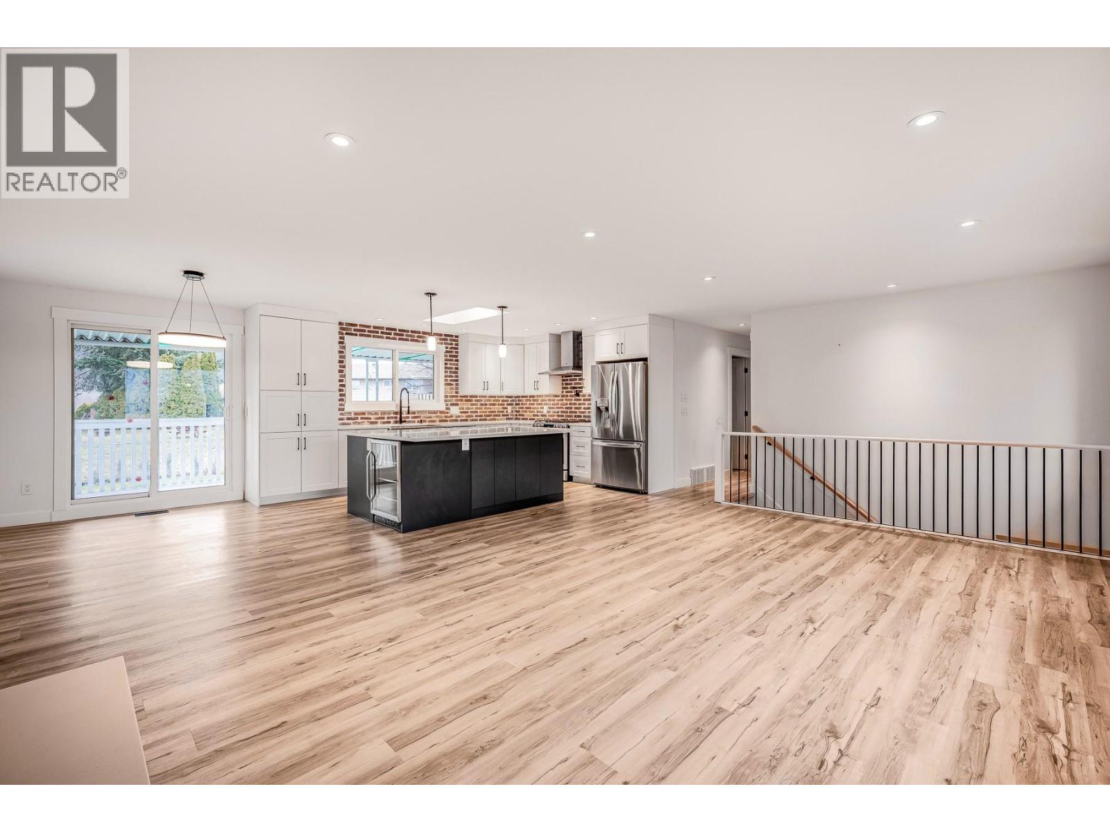 10010 Kel Win Road, Lake Country