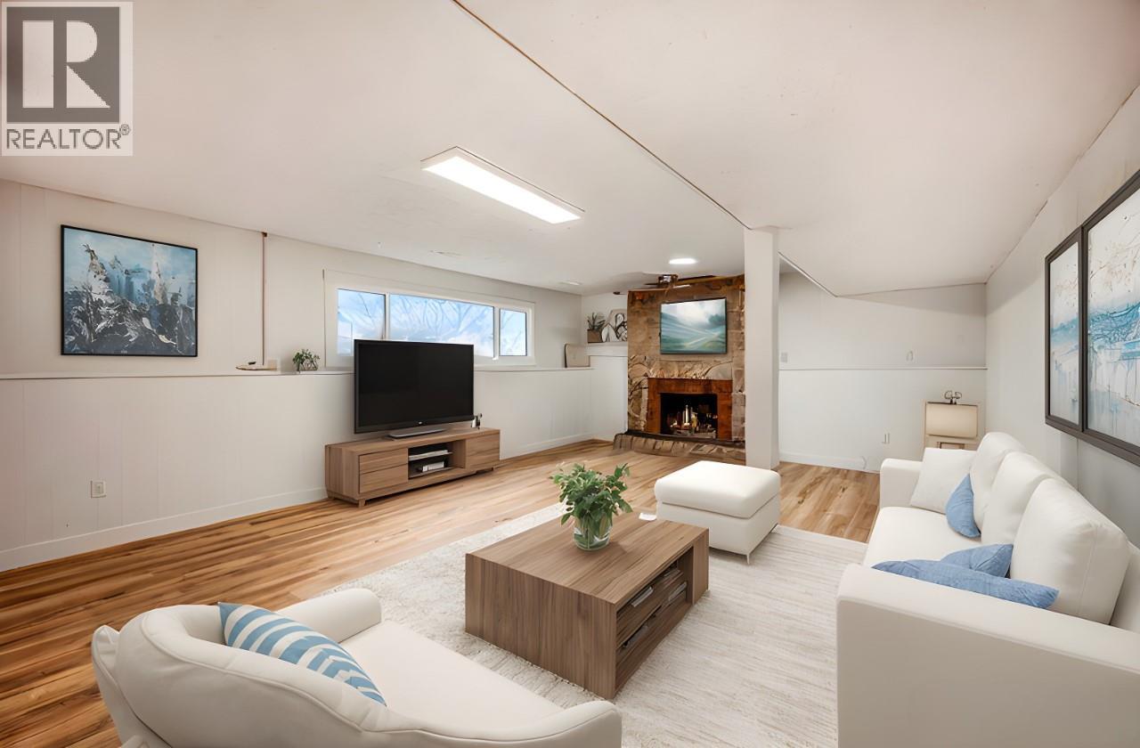 10010 Kel Win Road, Lake Country