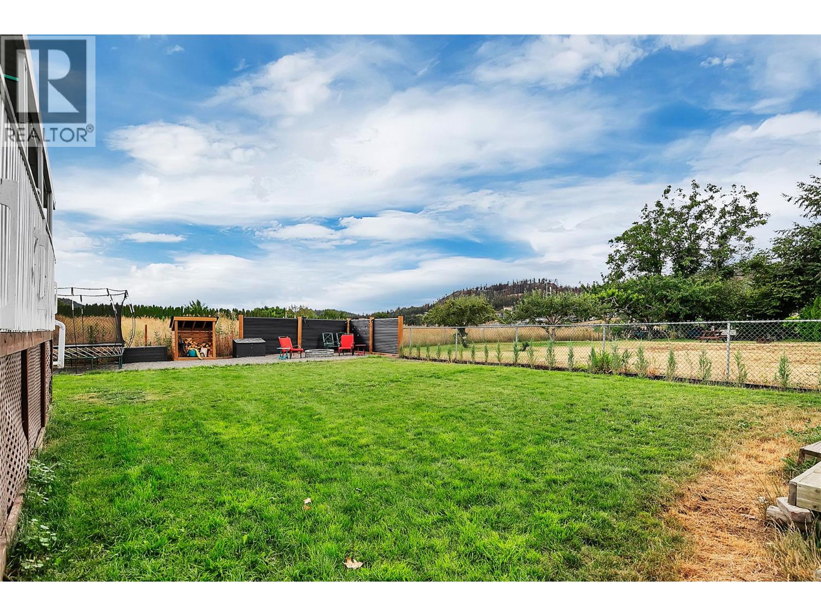 10010 Kel Win Road, Lake Country