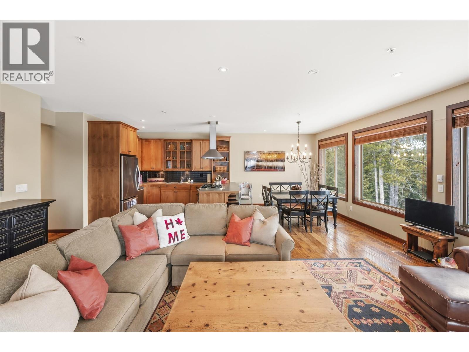 360 STRAYHORSE Road Unit# 31, Apex Mountain