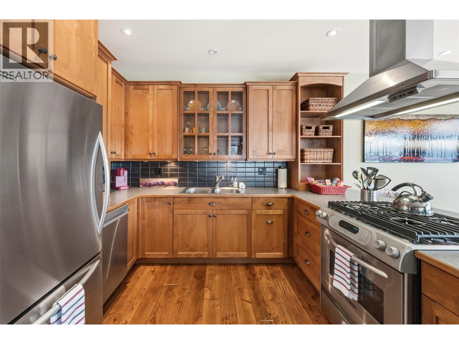 360 STRAYHORSE Road Unit# 31, Apex Mountain