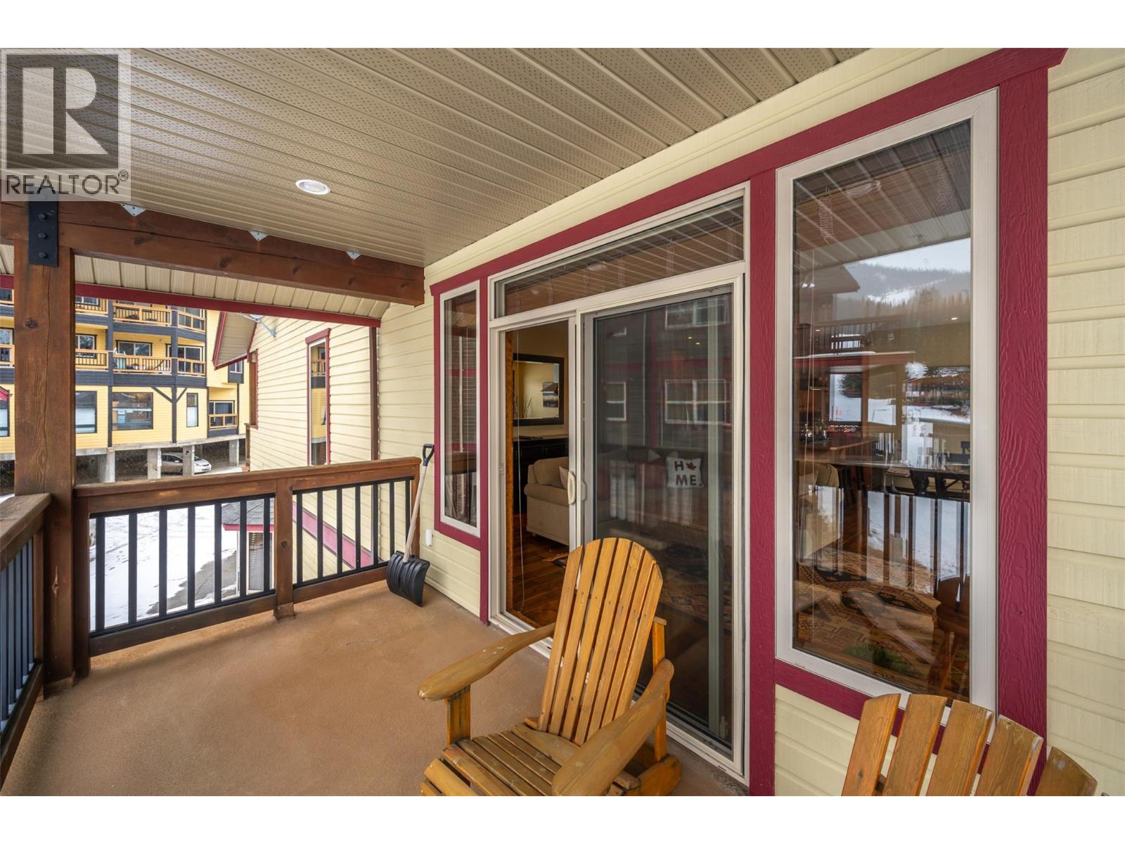 360 STRAYHORSE Road Unit# 31, Apex Mountain