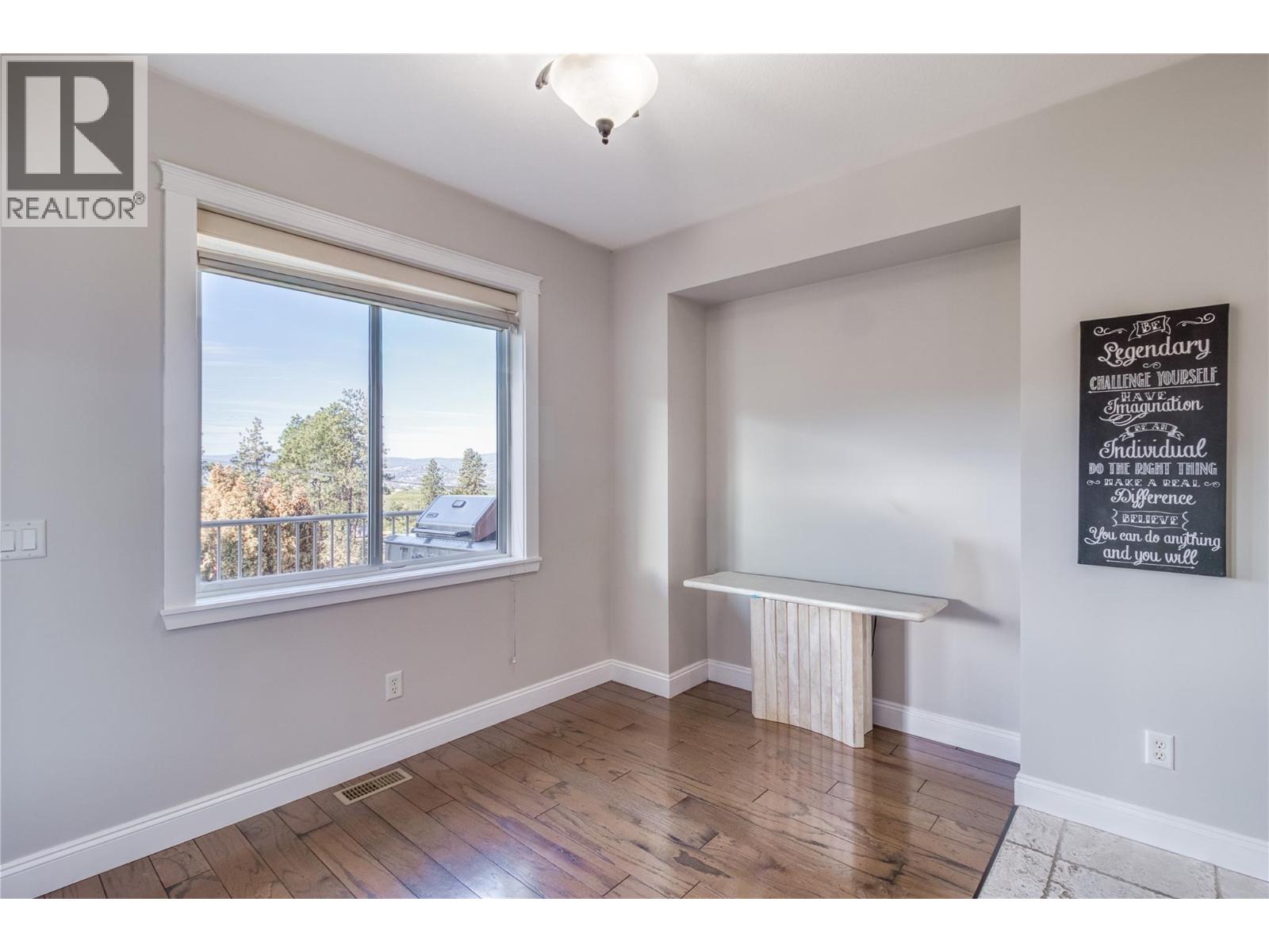  1084 Hume Avenue, Kelowna