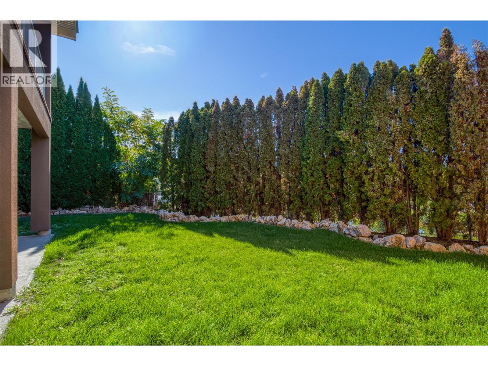  1084 Hume Avenue, Kelowna