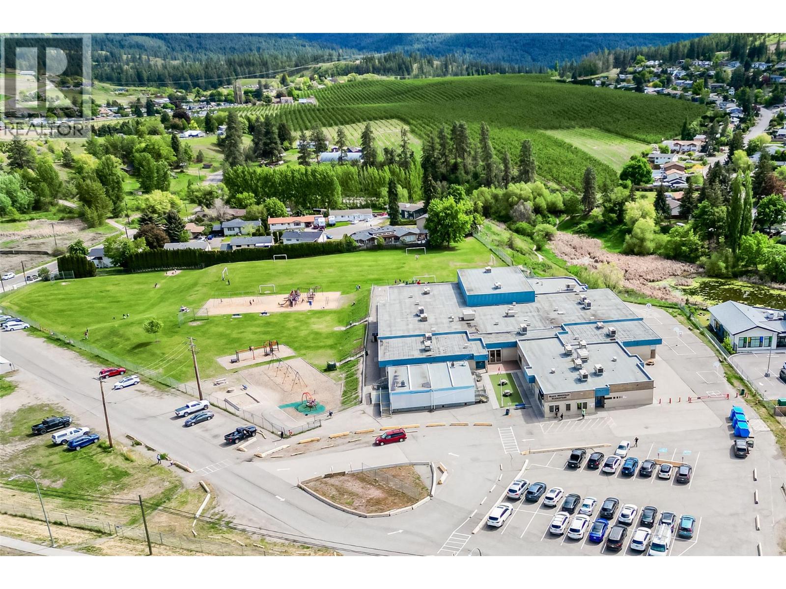  1084 Hume Avenue, Kelowna